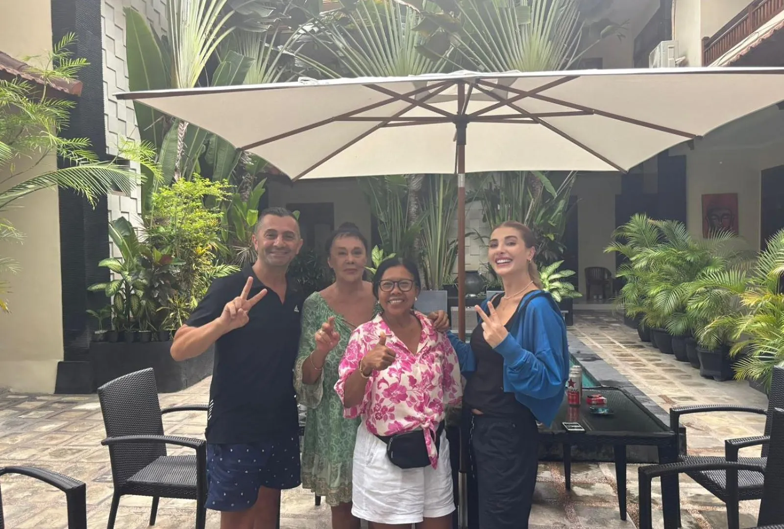 Aparthotel Surfaris Inn On Poppies 2 Legian